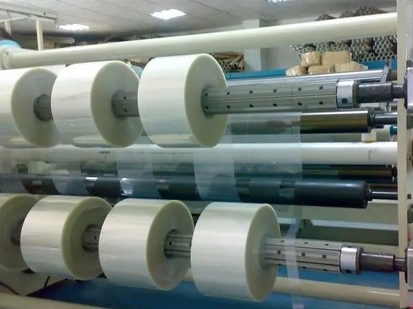 分切機(jī)的多功能應(yīng)用：薄膜、紙張、金屬的精密切割