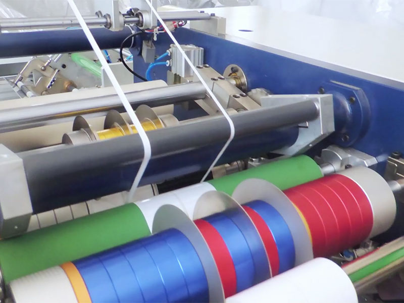 標(biāo)簽自動分切機的制作方法