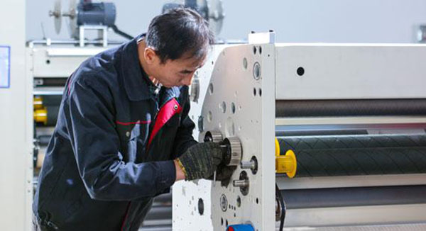 分切機(jī)每周如何做保養(yǎng)檢查