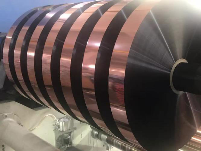 銅箔分切機(jī)介紹